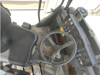 Road roller Dynapac CC232HF: picture 5