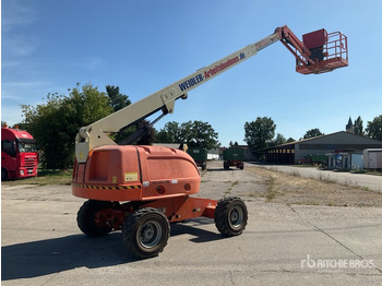 Telescopic boom JLG