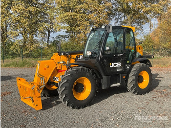 Telescopic handler JCB