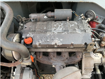 Articulated boom 2007 Haulotte HA12PX 4WD Diesel Articulating Boom Lift: picture 5 Articulated boom 2007 Haulotte HA12PX 4WD Diesel Articulating Boom Lift: picture 5