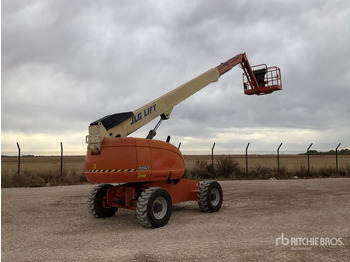 Telescopic boom JLG