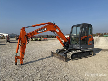 Crawler excavator DAEWOO