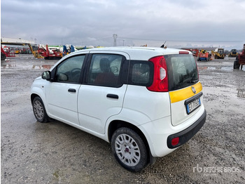 Car 2013 Fiat Panda Automobile: picture 2