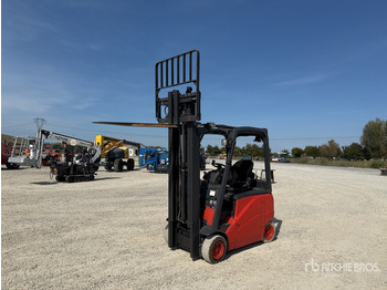 Electric forklift LINDE E16
