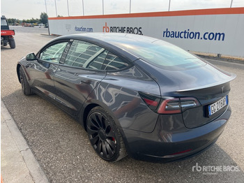 Car 2021 Tesla Model 3 3 PERFORMANCE DUAL MOTOR 4WD Automobile: picture 3