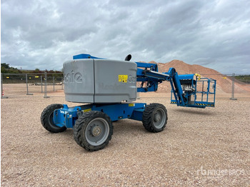 Articulated boom 2019 Genie Z-45/25J 4WD Nacelle Articulee Articulating Boom Lift: picture 2