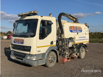 Road sweeper JOHNSTON
