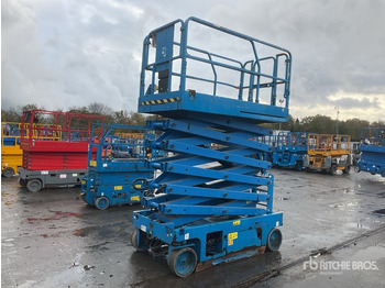 Scissor lift GENIE