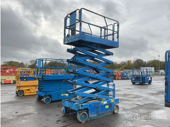 Scissor lift GENIE