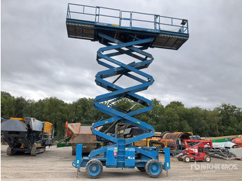 Scissor lift GENIE