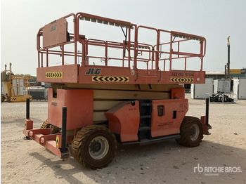 Scissor lift JLG