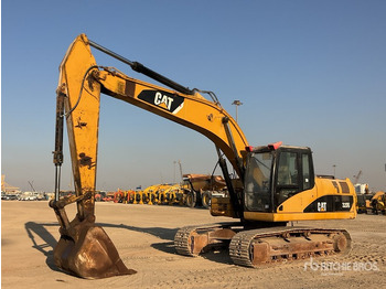 Crawler excavator CATERPILLAR 320D