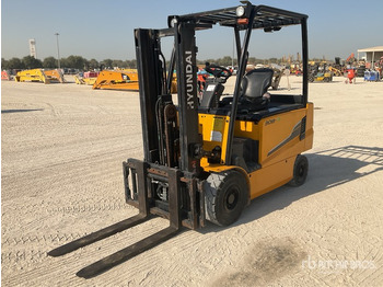 Electric forklift HYUNDAI