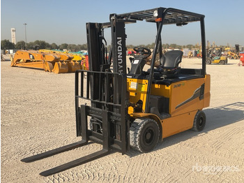 Electric forklift HYUNDAI
