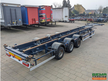 Container transporter/ Swap body semi-trailer RENDERS