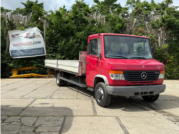 Pickup truck MERCEDES-BENZ