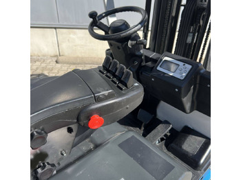 Electric forklift Unicarriers AG1N1L16Q: picture 4 Electric forklift Unicarriers AG1N1L16Q: picture 4