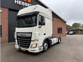 Tractor unit DAF XF 460