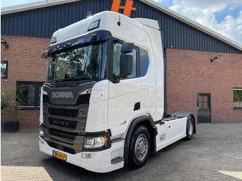 Tractor unit SCANIA R 500