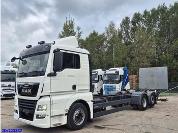 Cab chassis truck MAN TGX 26.510