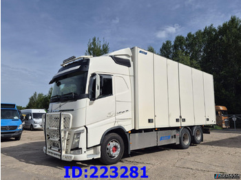 Isothermal truck VOLVO FH13 540
