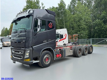 Cab chassis truck VOLVO FH16 700