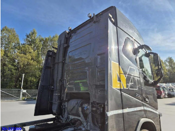 Cab chassis truck VOLVO FH16 750HP 8x4 Steering axle: picture 5 Cab chassis truck VOLVO FH16 750HP 8x4 Steering axle: picture 5