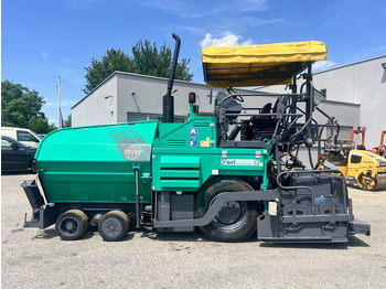 Asphalt paver VÖGELE