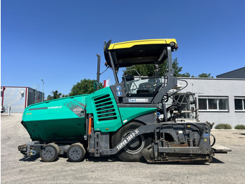 Asphalt paver VÖGELE