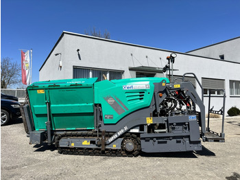 Asphalt paver VÖGELE