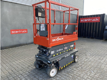 Scissor lift SKYJACK