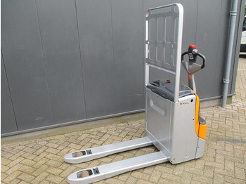 Pallet truck STILL