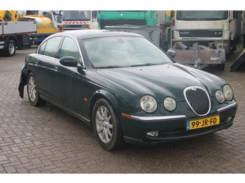 Sedan Jaguar S-TYPE 3.0 V6 EXECUTIVE +EURO 3: picture 3