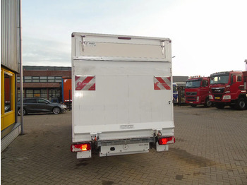 Box van Mercedes-Benz Sprinter 314 + lift: picture 5 Box van Mercedes-Benz Sprinter 314 + lift: picture 5