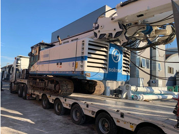 Pile driver SOILMEC
