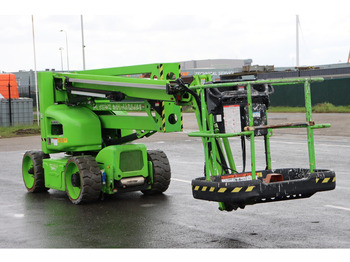Articulated boom NIFTYLIFT