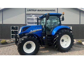 Farm tractor NEW HOLLAND T7
