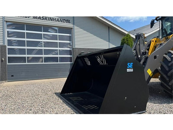Wheel loader VOLVO
