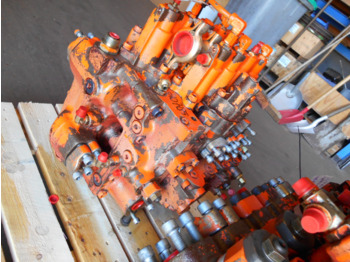 Hydraulic valve HITACHI