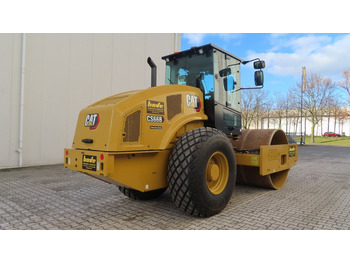 Compactor Caterpillar CS66B: picture 2