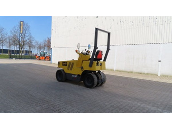 Pneumatic roller Sakai TS 160: picture 4 Pneumatic roller Sakai TS 160: picture 4