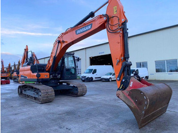 Crawler excavator Doosan DX 225 LC: picture 3