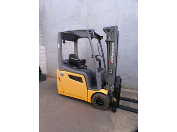 Electric forklift JUNGHEINRICH EFG