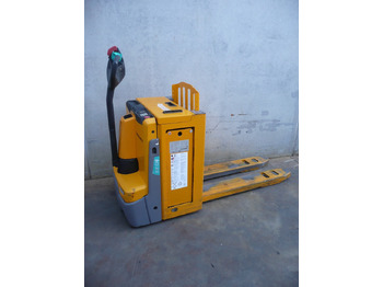 Pallet truck Jungheinrich EJE C20: picture 3