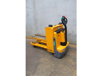 Pallet truck JUNGHEINRICH EJE