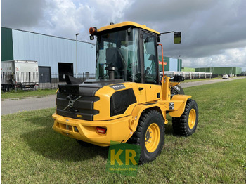 Wheel loader Volvo L30HS: picture 5