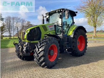 Farm tractor CLAAS Axion 830