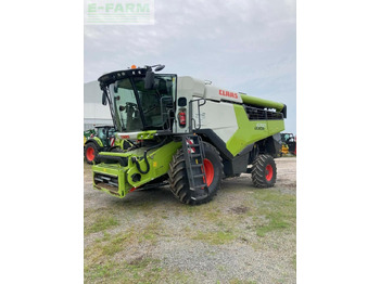 Combine harvester CLAAS Lexion 6700