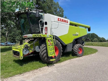 Combine harvester CLAAS Lexion 750