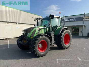 Farm tractor FENDT 722 Vario